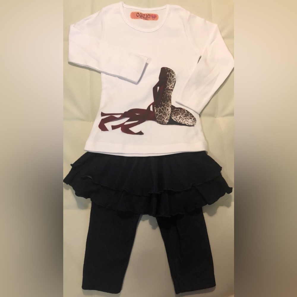 Long slv shirt w/ beaded ballet slipper pattern and dark blue denim skeggings